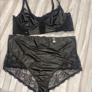 Torrid Black Sexy Lace Lingerie Set Leather Look 3X